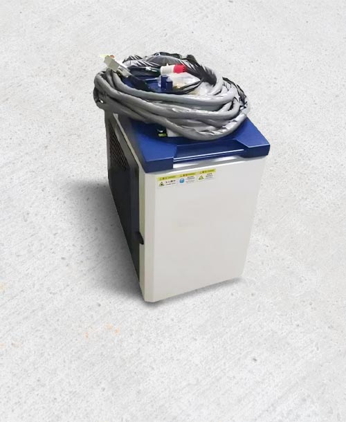 Laser-roosteeemaldusmasin